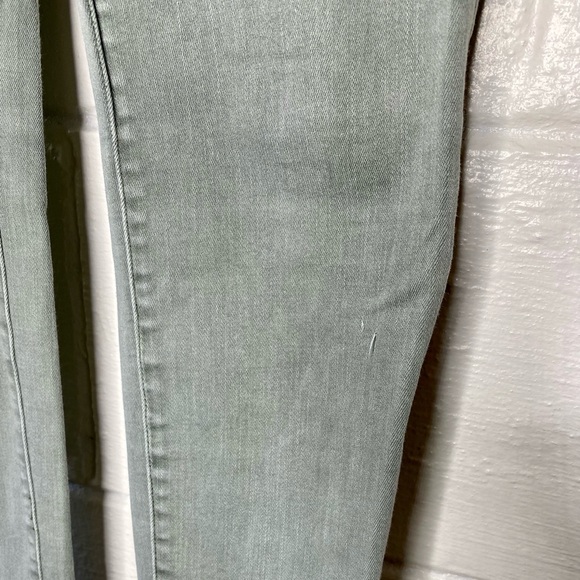 Madewell 9” Rise Skinny Ankle Jean - Picture 7 of 8